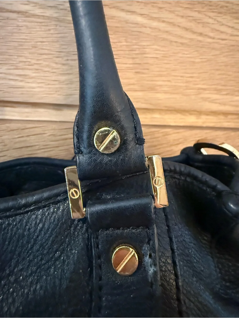 Tory Burch Amanda Hobo Bag Black Pebbled Leather Gold Logo Tote Handbag